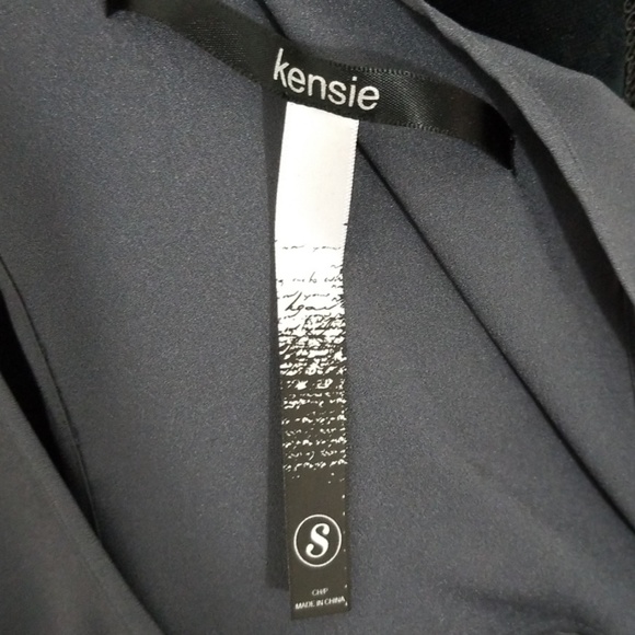 KENSIE Crepe Tank with Square Beads NWT - Picture 8 of 8